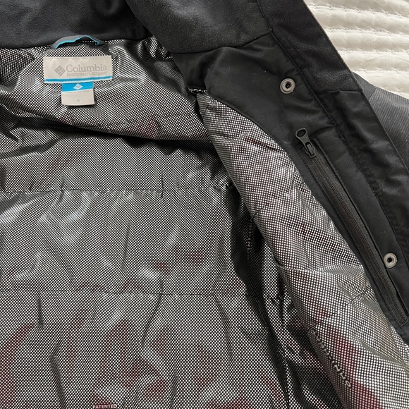 Columbia Omni tech Jacket - Picture 6 of 7